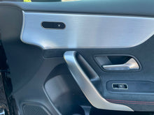 Cargar imagen en el visor de la galería, MERCEDES-BENZ Clase A A 250 e