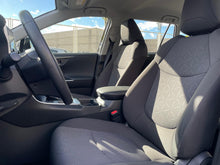 Cargar imagen en el visor de la galería, TOYOTA Rav4 2.5l 220H Advance