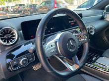 Cargar imagen en el visor de la galería, MERCEDES-BENZ Clase A A 250 e
