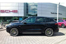 Cargar imagen en el visor de la galería, PORSCHE Cayenne S Ehybrid Platinum edition 5p.
