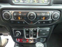 Cargar imagen en el visor de la galería, JEEP Wrangler 4p 2.0 380CV Rubicon 8ATX E6D
