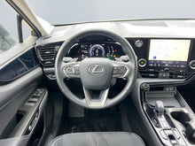 Cargar imagen en el visor de la galería, LEXUS NX 350h Business 2WD
