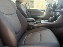 Cargar imagen en el visor de la galería, TOYOTA Rav4 2.5l 220H Advance
