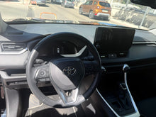 Cargar imagen en el visor de la galería, TOYOTA Rav4 2.5l 220H Advance
