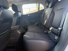 Cargar imagen en el visor de la galería, RENAULT Megane Bose Tce GPF 103 kW 140CV EDC
