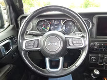 Cargar imagen en el visor de la galería, JEEP Wrangler 4p 2.0 380CV Sahara 8ATX E6D
