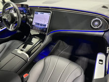 Cargar imagen en el visor de la galería, MERCEDES-BENZ EQE EQE 300 Edition
