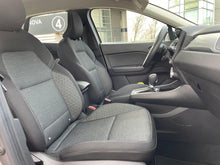 Cargar imagen en el visor de la galería, RENAULT Captur evolution TCe GPF
