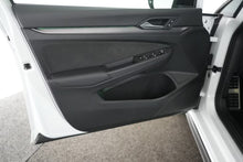 Cargar imagen en el visor de la galería, VOLKSWAGEN Golf GTI 2.0 TSI 195kW 265CV DSG
