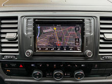 Cargar imagen en el visor de la galería, VOLKSWAGEN California Beach 2.0 TDI 150KW204CV BMT DSG 4Mot
