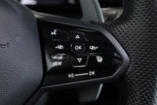 Cargar imagen en el visor de la galería, VOLKSWAGEN Golf R 2.0 TSI 235kW 320CV 4Motion DSG
