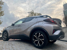 Cargar imagen en el visor de la galería, TOYOTA C-HR 2.0 180H Advance
