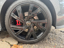 Cargar imagen en el visor de la galería, VOLKSWAGEN Golf GTI 2.0 TSI DSG
