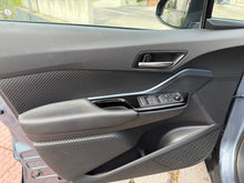 Cargar imagen en el visor de la galería, TOYOTA C-HR 2.0 180H Advance
