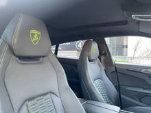 Cargar imagen en el visor de la galería, LAMBORGHINI Urus 4.0 V8 S
