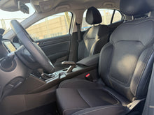 Cargar imagen en el visor de la galería, RENAULT Megane Bose Tce GPF 103 kW 140CV EDC
