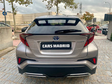 Cargar imagen en el visor de la galería, TOYOTA C-HR 2.0 180H Advance
