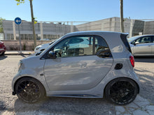 Cargar imagen en el visor de la galería, SMART fortwo 0.9 80kW 109CV BRABUS TWINAMIC SS

