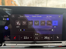 Cargar imagen en el visor de la galería, VOLKSWAGEN Golf GTI 2.0 TSI DSG
