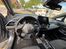 Cargar imagen en el visor de la galería, TOYOTA C-HR 2.0 180H Advance
