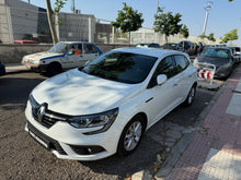 Cargar imagen en el visor de la galería, RENAULT Megane Bose Tce GPF 103 kW 140CV EDC
