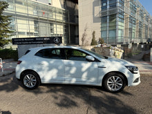 Cargar imagen en el visor de la galería, RENAULT Megane Bose Tce GPF 103 kW 140CV EDC
