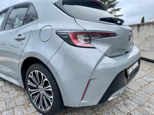 Cargar imagen en el visor de la galería, TOYOTA Corolla 2.0 180H ADVANCE LUXURY ECVT
